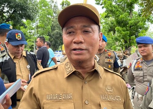 Wakil Walikota Pekanbaru, Markarius Anwar.