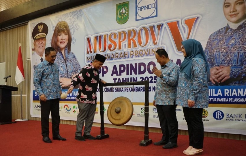 Pemprov Riau membuka Musprov V Apindo (foto/int)