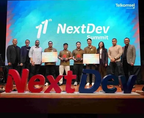NextDev Summit 2026.