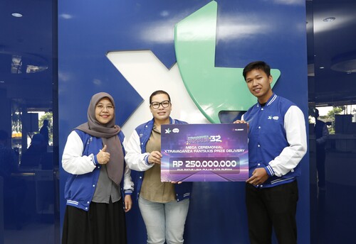 Muhammad Yaqzan Reza, pelanggan XLSMART asal Jambi memenangkan hadiah tunai Rp 250 juta dari program Xtravaganza/FantAXIS. (Foto: Istimewa)