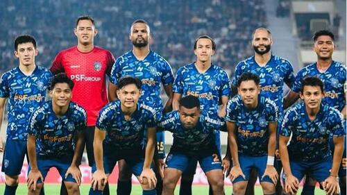 Starting XI PSPS Pekanbaru dalam ujicoba beberapa waktu lalu. (Foto: Tribun Pekanbaru)