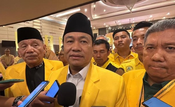 Yulisman terpilih secara aklamasi pimpin Golkar Riau (foto/tribun)