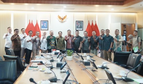 Pemkab Kuansing usulkan 3800 hektare masuk program TORA, Bupati Suhardiman Amby kembali temui Menhut (foto/ultra)