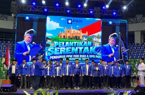Kegiatan pelantikan serentak pengurus PAN Se-Riau.(foto: Fitri/halloriau.com)