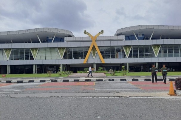 Konsistensi melayani sepenuh hati, Bandara SSK II Pekanbaru berhasil raih penghargaan kelas dunia (foto/riki)