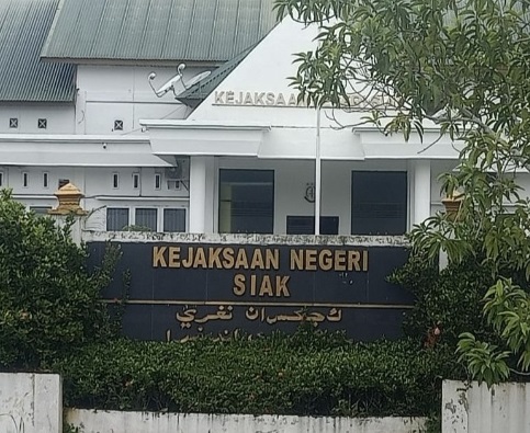 Kantor Kejari Siak.