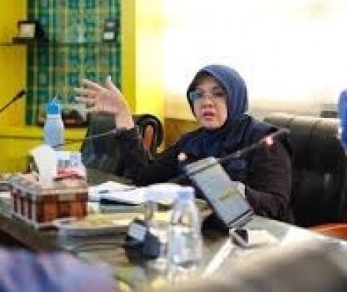 Bupati Siak, Afni Zulkifli.