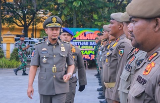 Wako Agung Nugroho merencanakan penempatan personel Satpol PP di setiap kecamatan (foto/dini)