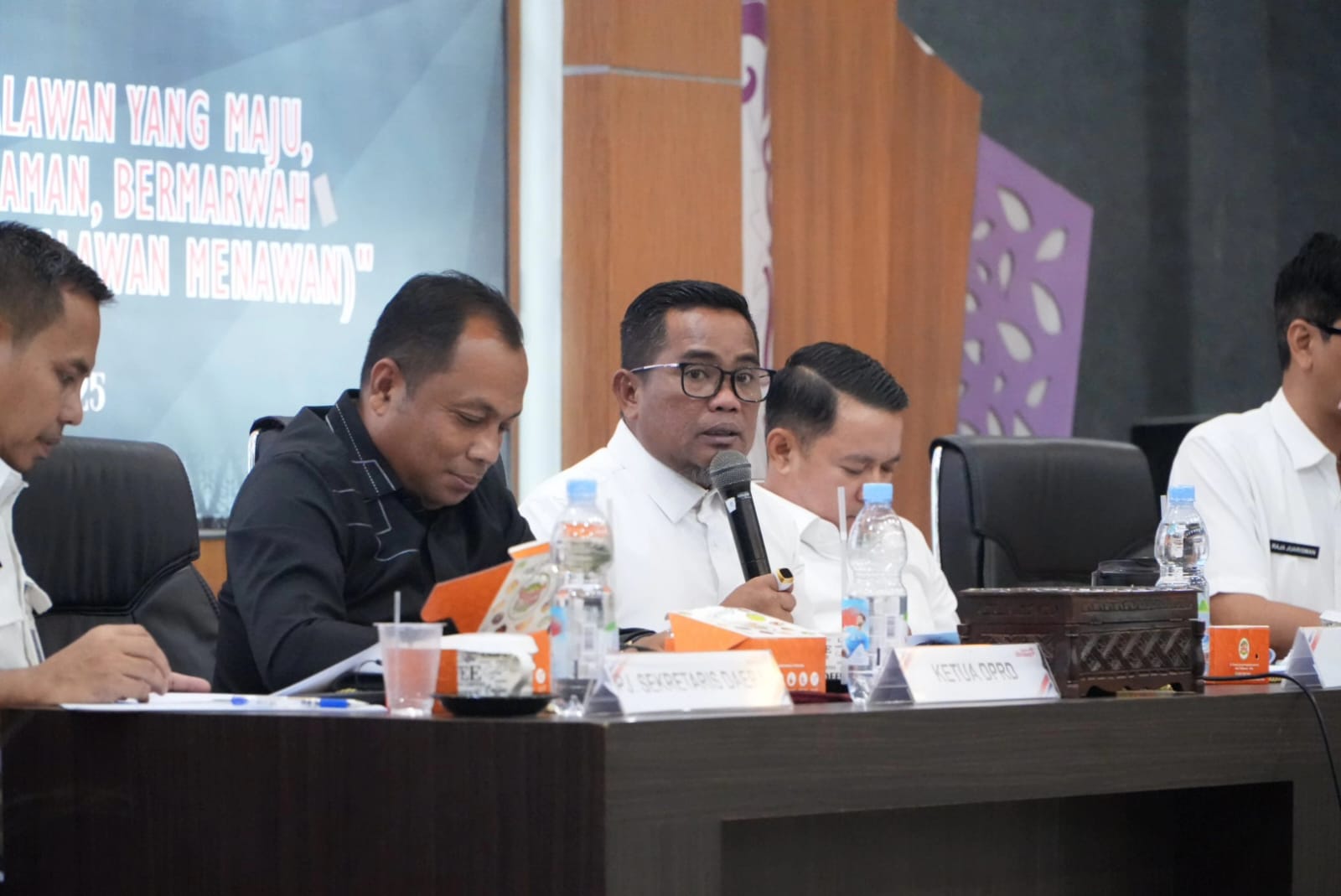 Buka Musrenbang RPJMD 2025-2029, Bupati Zukri menegaskan komitmen wujudkan Pelalawan menawan (foto/Andy)