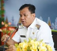 Bupati Kabupaten Kuantan Singingi, Suhardiman Amby.