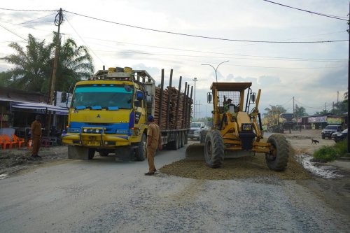 Pemprov Riau menggandeng Arara Abadi dan PHR perbaiki ruas Jalan Minas–Tualang Timur (foto/ist)