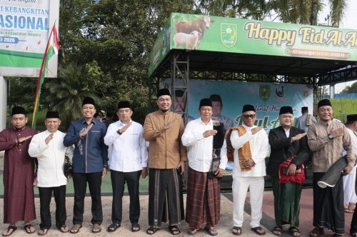 Bupati Inhu, Ade Agus saat momen Iduladha 2026.(foto: istimewa)