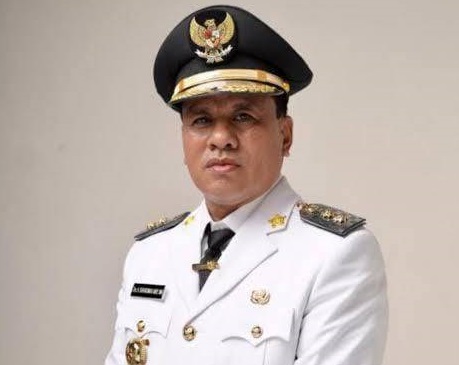 Bupati Kuansing Suhardiman Amby.