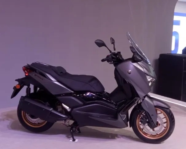 Yamaha XMAX Connected TechMAX