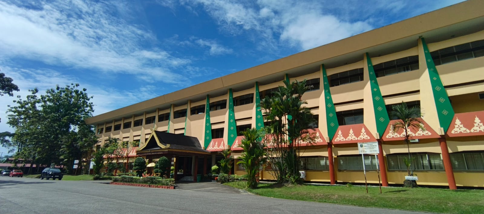 Unilak resmi membuka Program Doktor Manajemen setelah SK dari Kemdikti keluar (foto/ist)