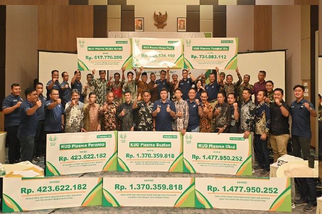 76 KUD mitra Asian Agri di Riau dan Jambi raih premi sawit lestari.