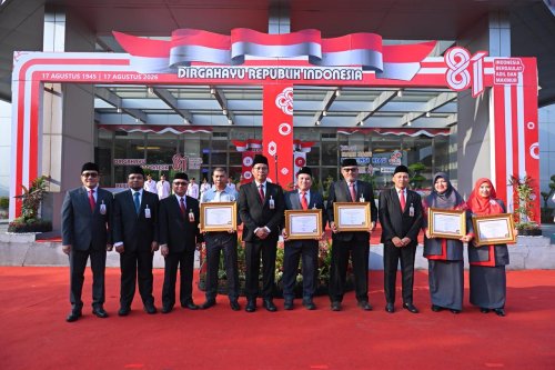 BRK Syariah mengapresiasi 83 pegawai atas pengabdian puluhan tahun pada HUT ke-81 RI (foto/ist)