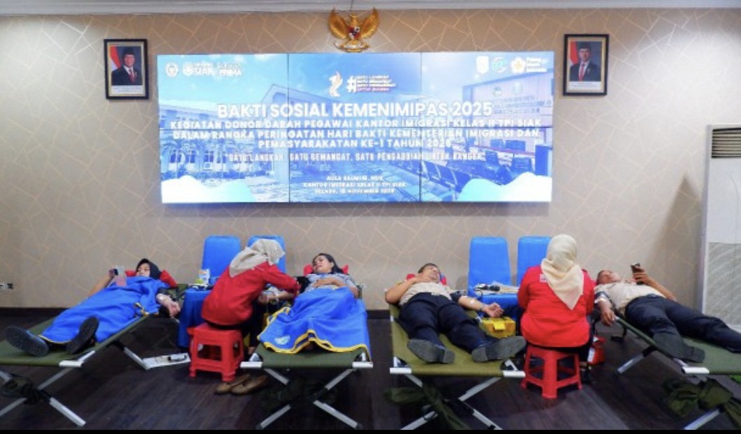 Meriahkan Hari Bhakti Kemenimipas ke-1, Imigrasi Siak adakan bakti sosial di panti asuhan dan donor darah (foto/ist)