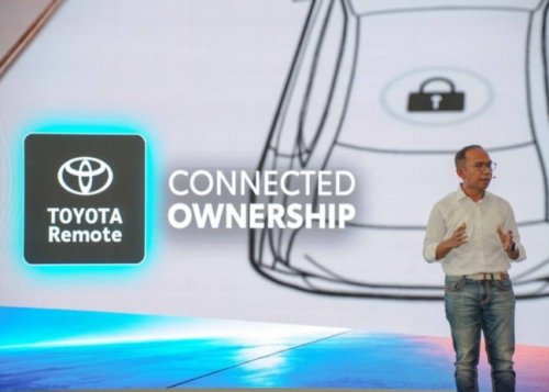 Direktur PT Toyota-Astra Motor (TAM) Bansar Maduma memberikan pemaparan perubahan dari New Toyota Kijang Innova Zenix pada acara Connected Toyota Space Media Gathering di Grand Atrium Mall Kota Kasablanka, Jakarta Selatan, Rabu (2I/10/2026). Foto Istimewa