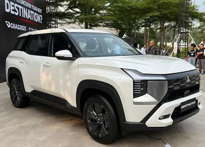 All-New Mitsubishi Destinator.