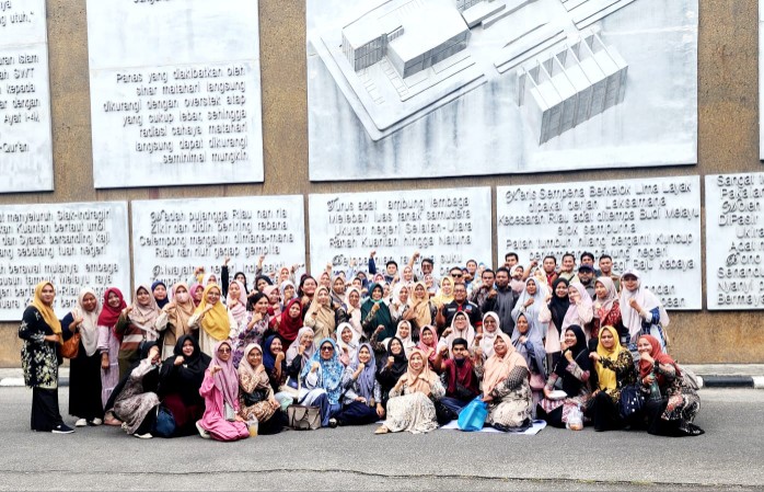 Ilustrasi guru PPPK di Riau desak Disdik beri kepastian relokasi (foto/int)