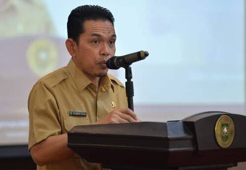 Plt Kepala Dinas Pendidikan Provinsi Riau, Erisman Yahya. (Foto: int)