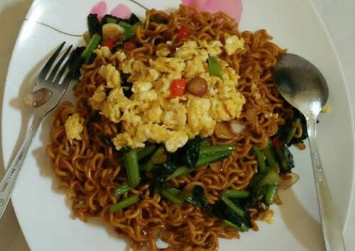 Ilustrasi mie goreng kecap pedas. (Foto: Cookpad)