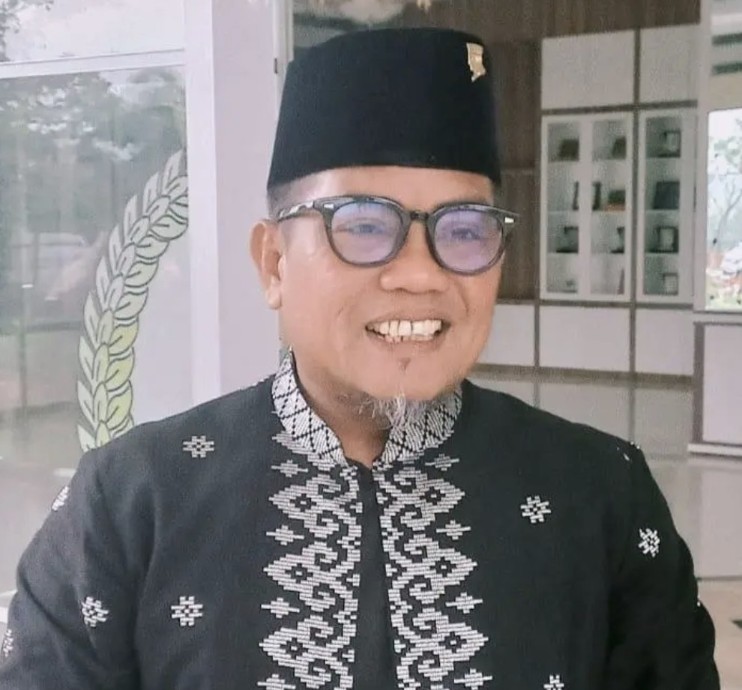 Bupati Pelalawan, Zukri larang ASN pakai mobil dinas untuk mudik Lebaran (foto/int)