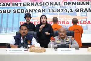 Polda Riau gagalkan pengiriman 14,87 Kg sabu ke Sumbar (foto/int)