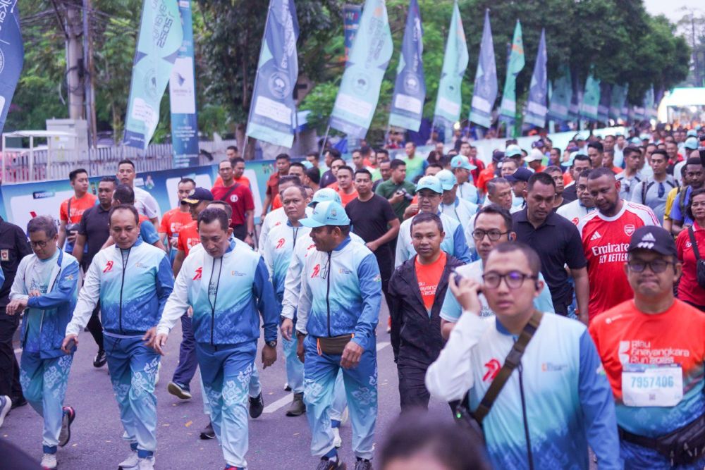 Gubri Abdul Wahid meriahkan Bhayangkara Run 2025 (foto/MCRiau)