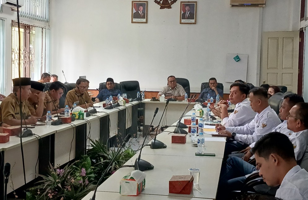 Perangkat desa di Kuansing lima bulan belum terima gaji, DPRD minta segera dituntaskan (foto/Ultra)