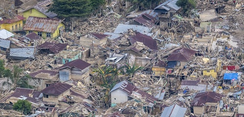 Rumah-rumah masyarakat korban bencana hidrometeorologi di Sumatera.(foto: int)