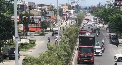 Jalan HR Soebrantas Pekanbaru akan dilebarkan tahun ini.(ilustrasi/int)