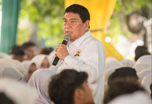 Anggota DPR RI,  Dr Achmad (foto/ist)