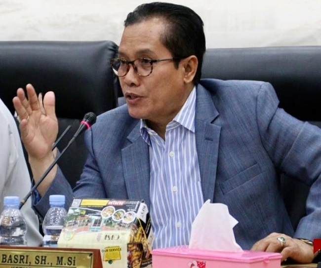 Ketua Komisi III DPRD Provinsi Riau, Edi Basri.