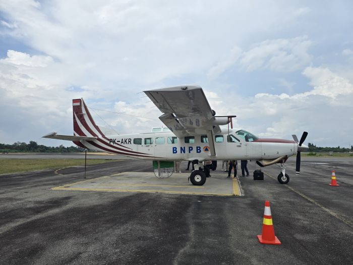 Cessna PK-AKR Mendarat di Lanud Roesmin Nurjadin, Pekanbaru (foto/int)