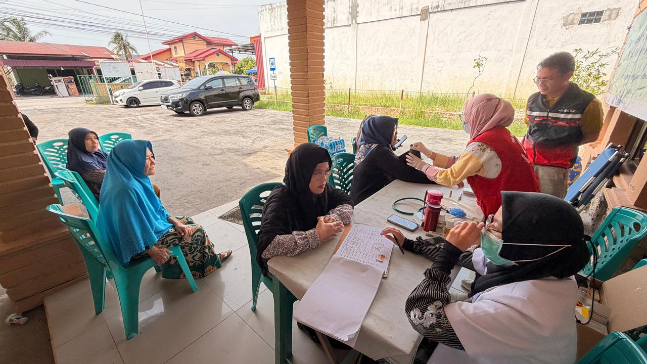 Kilang Pertamina Dumai kembali membuka Posko Kesehatan Gratis bagi warga ring 1 di sekitar kilan (foto/ist)