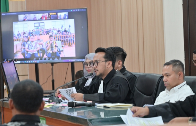Penasihat hukum Gubernur nonaktif Abdul Wahid membongkar kejanggalan dokumen pemeriksaan dalam sidang lanjutan di Pengadilan Negeri Pekanbaru (foto/ist)