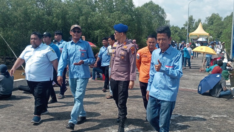 Lomba mancing meriahkan HUT HNSI ke-52 di Bagansiapiapi (foto/afrizal)