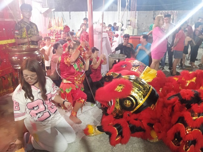 Perayaan HUT Dewa Ang Hai Ji yang digelar di Tempat Ibadah Tri Dharma (TITD) Wira Sakti Sejahtera, Komplek Sungarden, Jalan Tanjung Datuk, Pekanbaru. Foto Ist