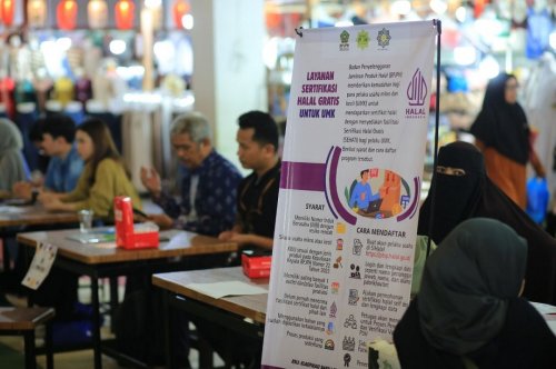 BPJPH Kejar Tenggat Wajib Halal Oktober 2026.(foto: mcr)