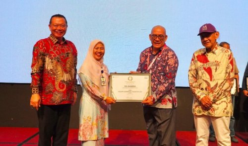 JNE Pekanbaru meraih penghargaan Industry Marketing Champion 2026 (foto/ist)