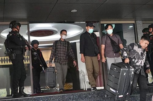 KPK geledah Kantor Gubernur Riau terkait OTT Gubernur Riau non aktif, Abdul Wahid.(foto: int)