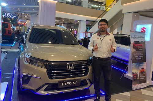 Sales Honda Soekarno Hatta Pekanbaru, Rafian.(foto: meri/halloriau.com)