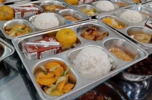 MBG dari SPPG Telaga Sam-sam, Siak sebabkan puluhan siswa keracunan.(ilustrasi/int)