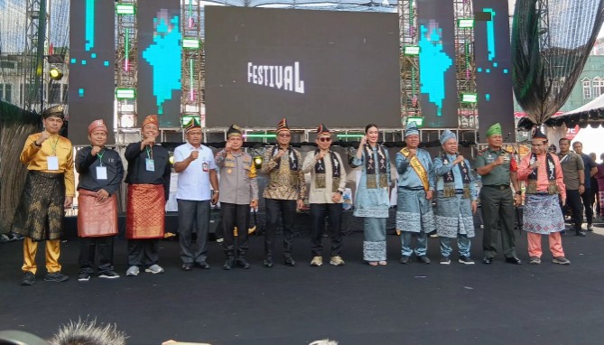 FPJ 2025 resmi dibuka, Bupati Suhardiman berharap Kuansing masuk KSPN (foto/ultra)