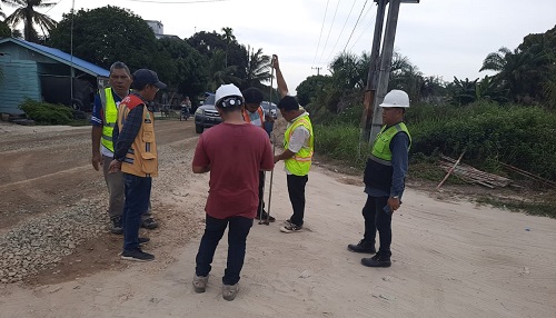 Perbaikan Jalan Berkat di Pujud, Rohil rampung.(foto: afrizal/halloriau.com)