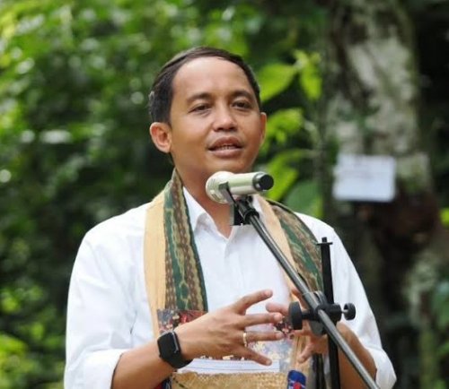 Menteri Kehutanan Raja Juli Antoni..