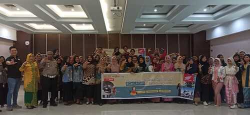PT CDN Main menggelar Seminar Safety Riding bertema "Persimpangan Aman Cantik Sampai Tujuan". (Foto: Istimewa)