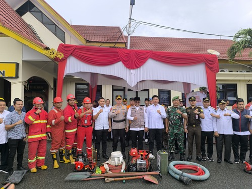 Apel Kesiapsiagaan Penanganan Karhutla 2025 di Pelalawan. (Foto: Andy Indrayanto)